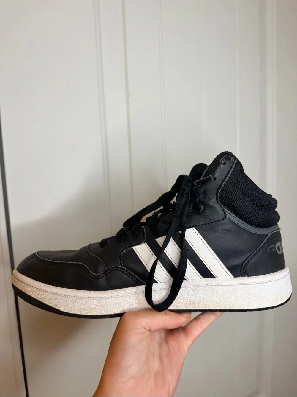 Adidas Hoops Mid 2.0